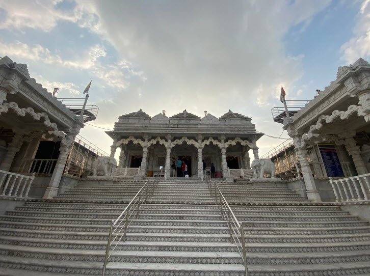 Durga Temple, Medchal, Telangana - Vushii.com Durga Temple, Medchal, Telangana - Vushii.com